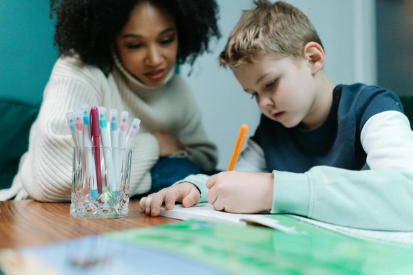 Comment les activités éducatives en plein air bénéficient-elles aux enfants ?